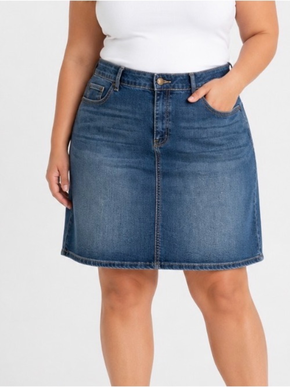 Westport Classic Blue Denim Skirt - Women knee length SZ 12